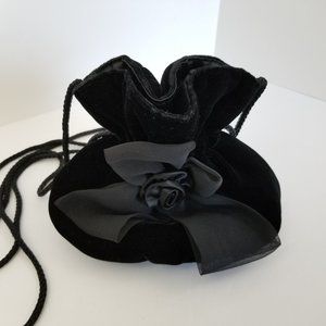 CAROLYNE BARTON Black Velvet Drawstring Clutch Bag